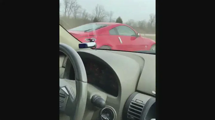 Straight piped g35 coupe vs 350z w/ a tomei