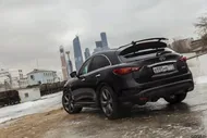  Vettel  Infiniti FX (Qx70)