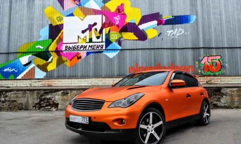 Решетка радиатора Infiniti EX35/QX50-0