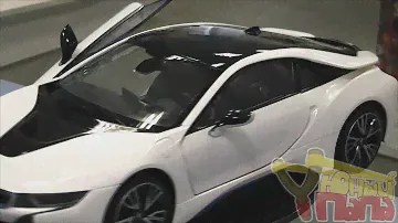 Обзор машины Rastar BMW i8 1:14 (дистанционно открываются двери)