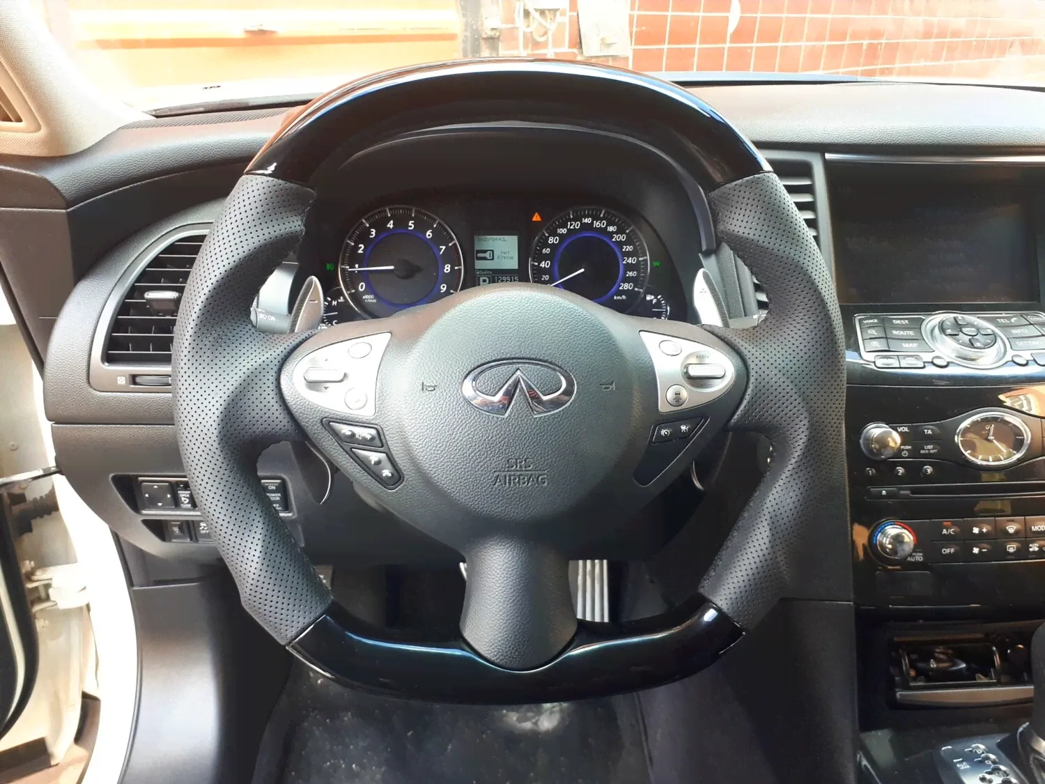 Руль ver.3 Infiniti FX37/FX50/FX30/QX70 черный