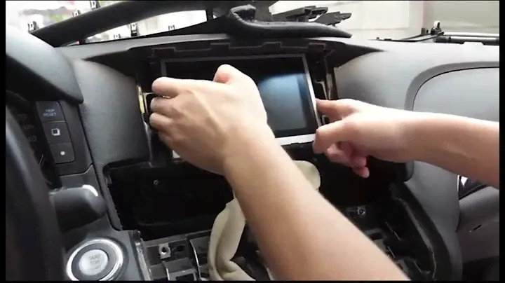 How to uninstall the Infiniti Q70 2013-2019 radio system